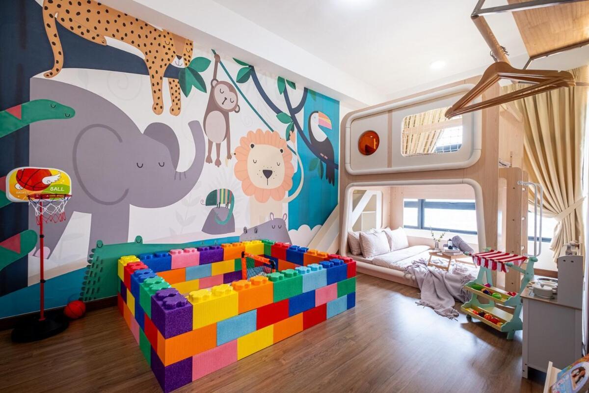 Animal World Kids Slides Astoria Ampang 4br 12pax